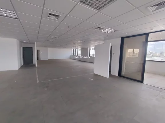 Imagem Conjunto Comercial de Alto Padrão com 8 Vagas de Garagem na Barra Funda, São Paulo-SP: Imperdível!