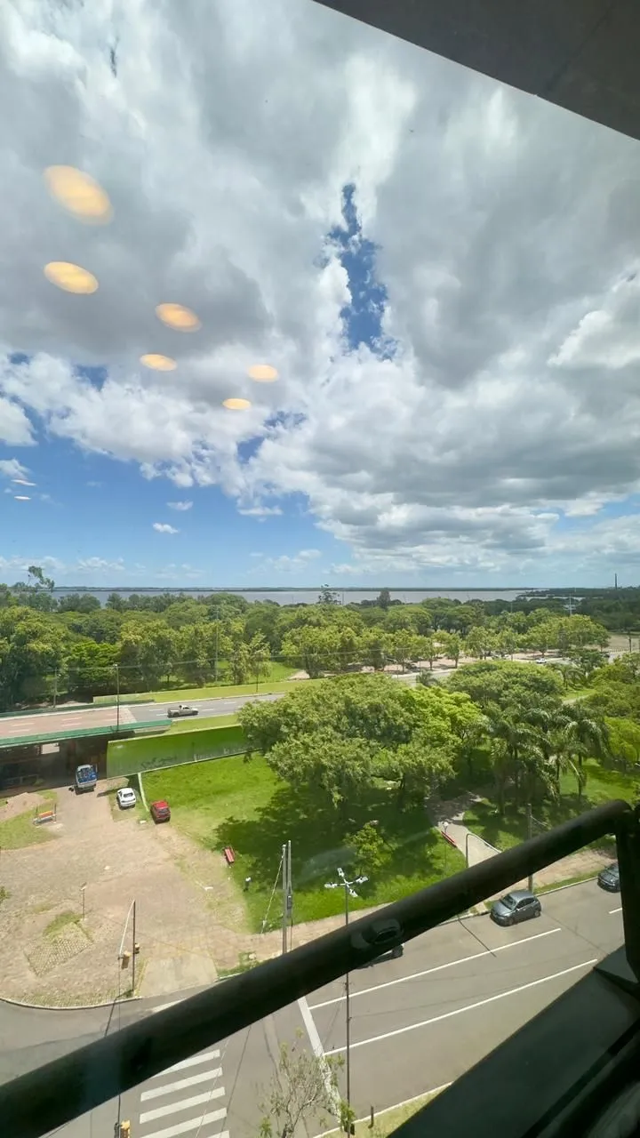 Imagem MÁFFER IMÓVEIS ALUGA - CONJUNTO COMERCIAL PREMIUM NA AV. PRAIA DE BELAS 2266 Ao lado do Hospital Mãe de Deus | Porto Alegre/ Vista privilegiada para o Guaíba