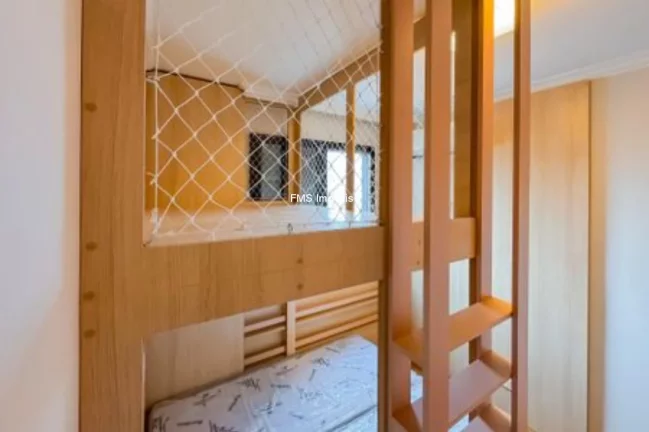 Imagem Apartamento à venda ou locação na Vila Mariana com 3 quartos sendo 1 suíte, 2 banheiros, 3 vagas, 116m²