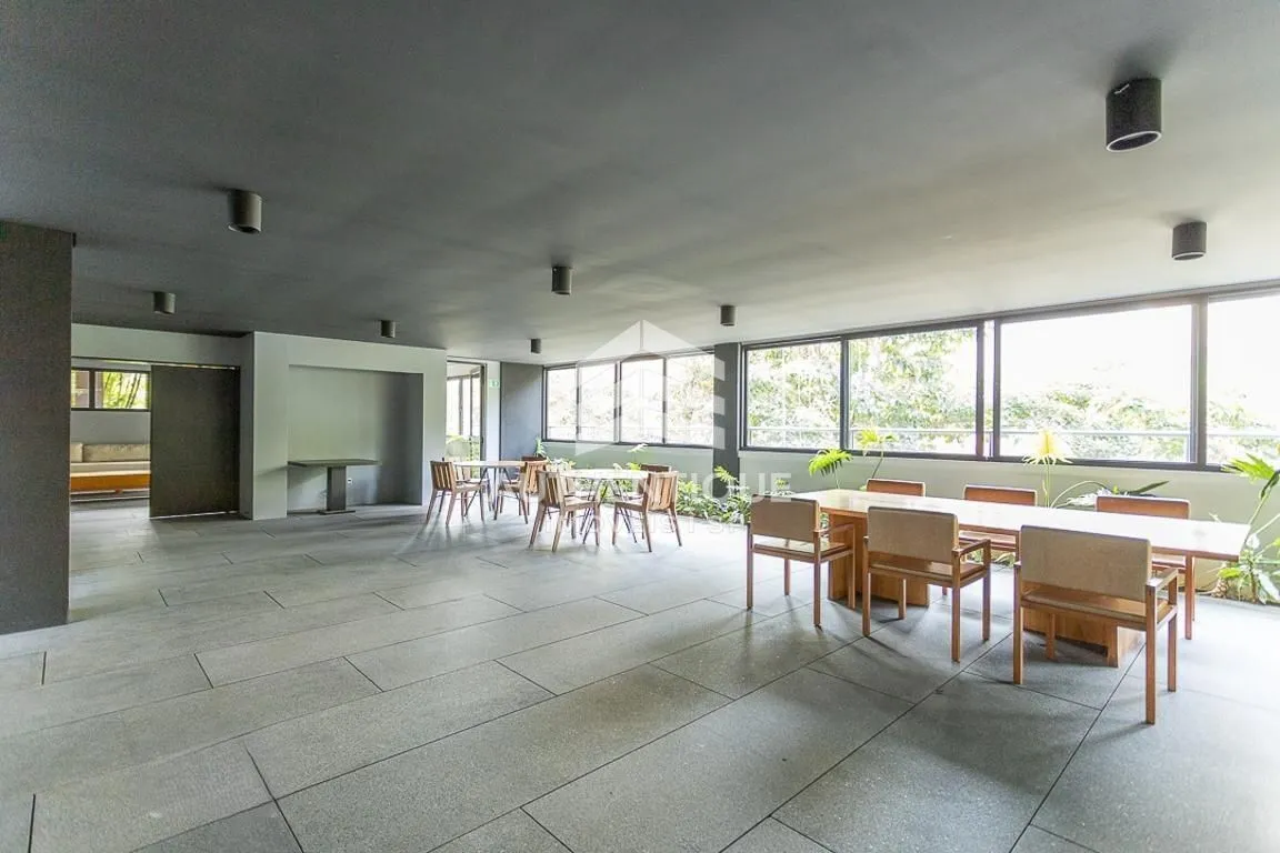 Imagem TITO 19 VILA ROMANA - Apartamento Em Leião