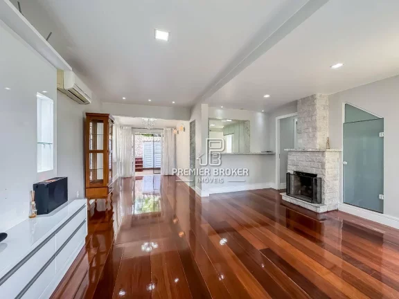 Imagem Casa à venda, 115 m² por R$ 850.000,00 - Albuquerque - Teresópolis/RJ