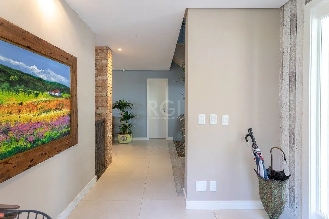 Imagem Casa Condominio para Venda - 588.62m², 4 dormitórios, sendo 4 suites, 5 vagas - Pedra Redonda