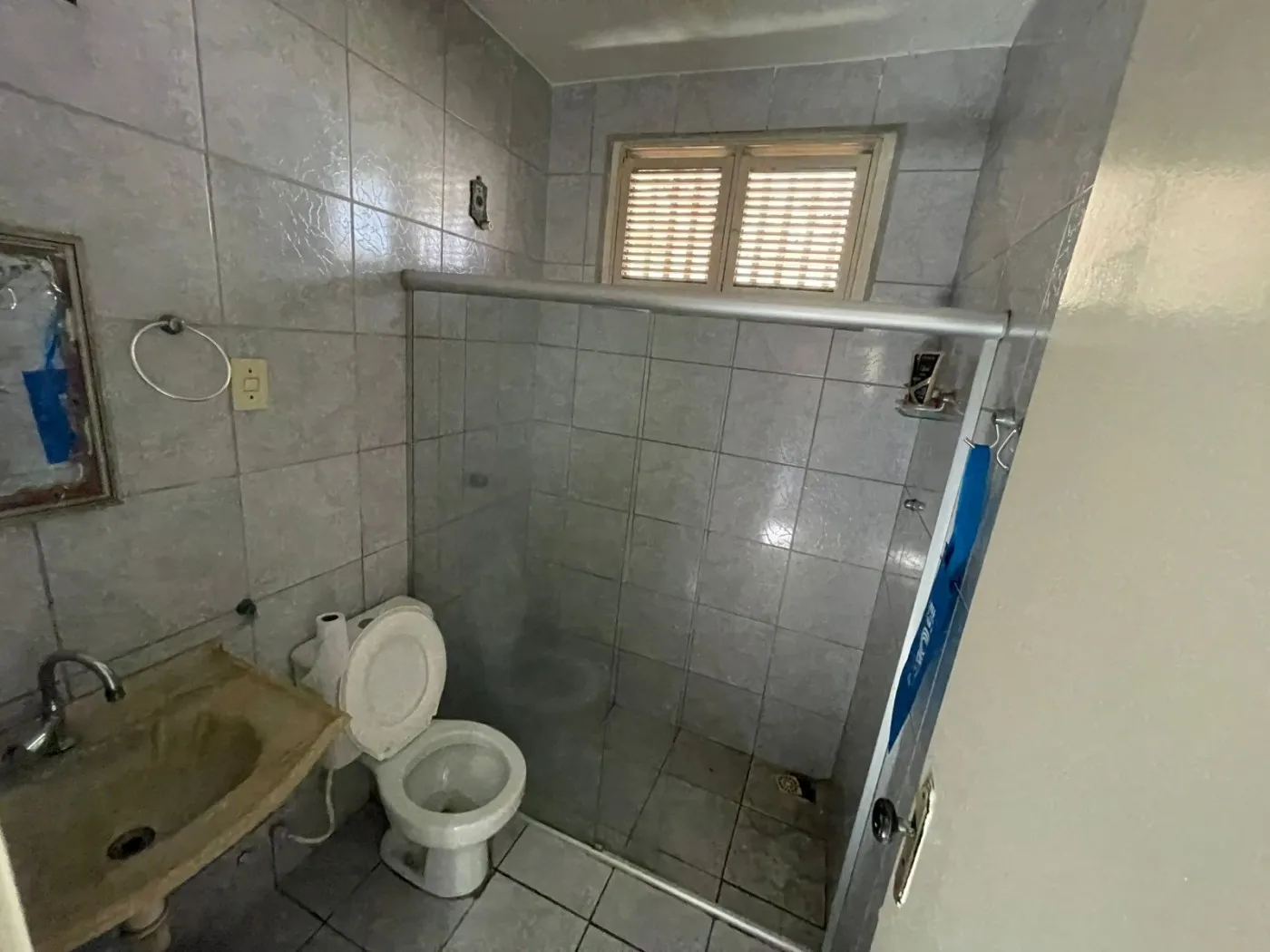Imagem Casa para Venda em Fortaleza, Parque Dois Irmãos, 6 dormitórios, 3 suítes, 2 banheiros, 2 vagas