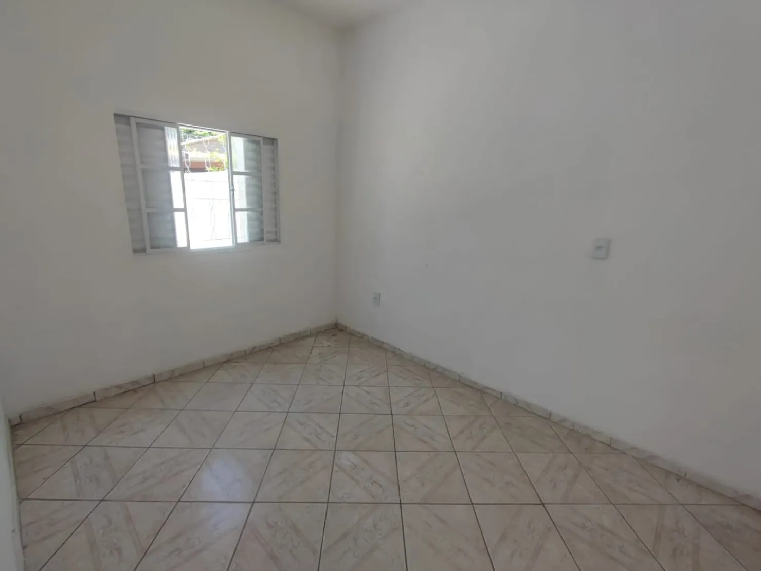 Imagem Casa à venda 3 Quartos, 2 Suites, 4 Vagas, 250M², Conjunto Residencial Araretama, Pindamonhangaba - SP