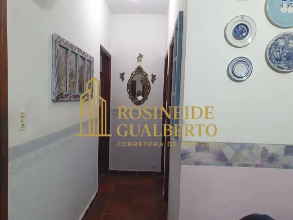 Imagem Casa à Venda na Praia das Palmeiras – Conforto, Praticidade bem localizada.