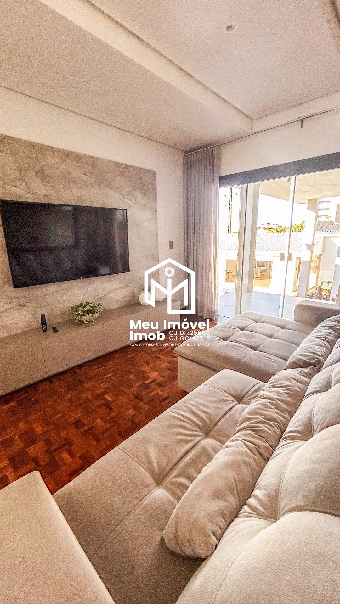 Imagem Casa 4 Quartos 4 Suítes 12 Vagas 540m² Piscina Churrasqueira
