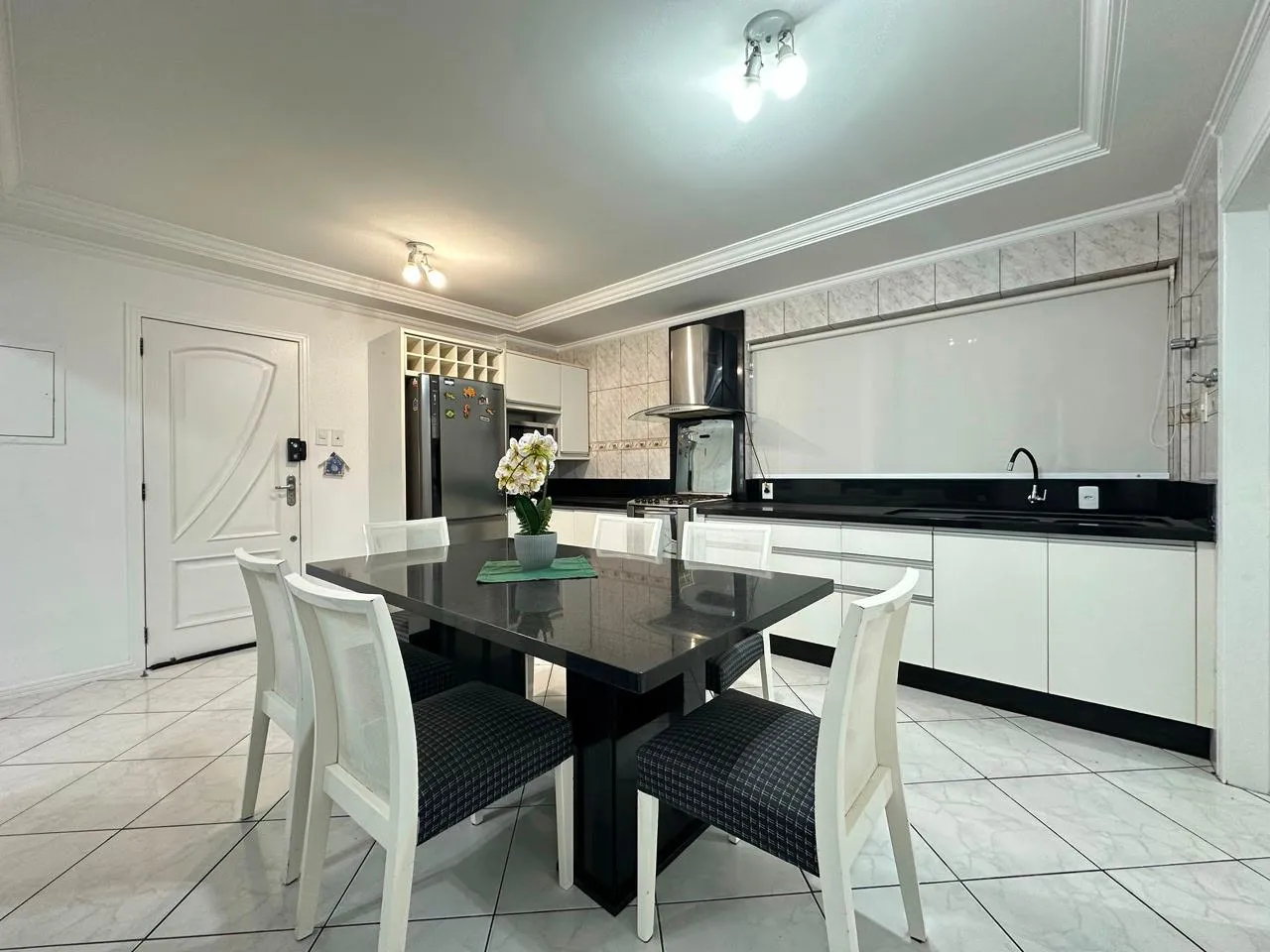 Imagem Apartamento com vista para o mar à venda com 165m2 por R$ 2.800.000,00