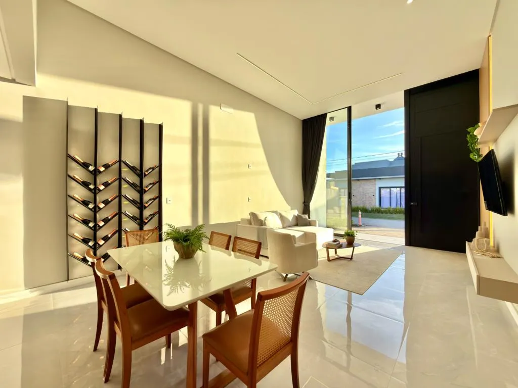 Imagem Casa em Condominio 4 Dormitórios - Bairro --