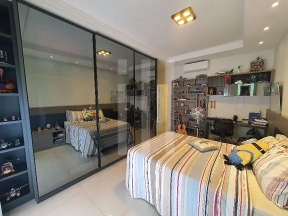 Imagem SOBRADO COM ELEVADOR CONDOMINIO IPE AMARELO VILA DO GOLFE