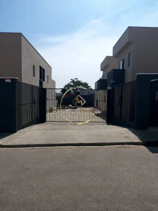 Imagem Casa Sobrado 3 dormitórios ( 1 suíte), com quintal, 2 vagas, Sjc.