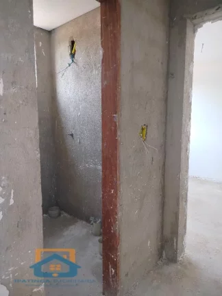 Imagem Apartamento à Venda no Imbaúbas: Um Por Andar
