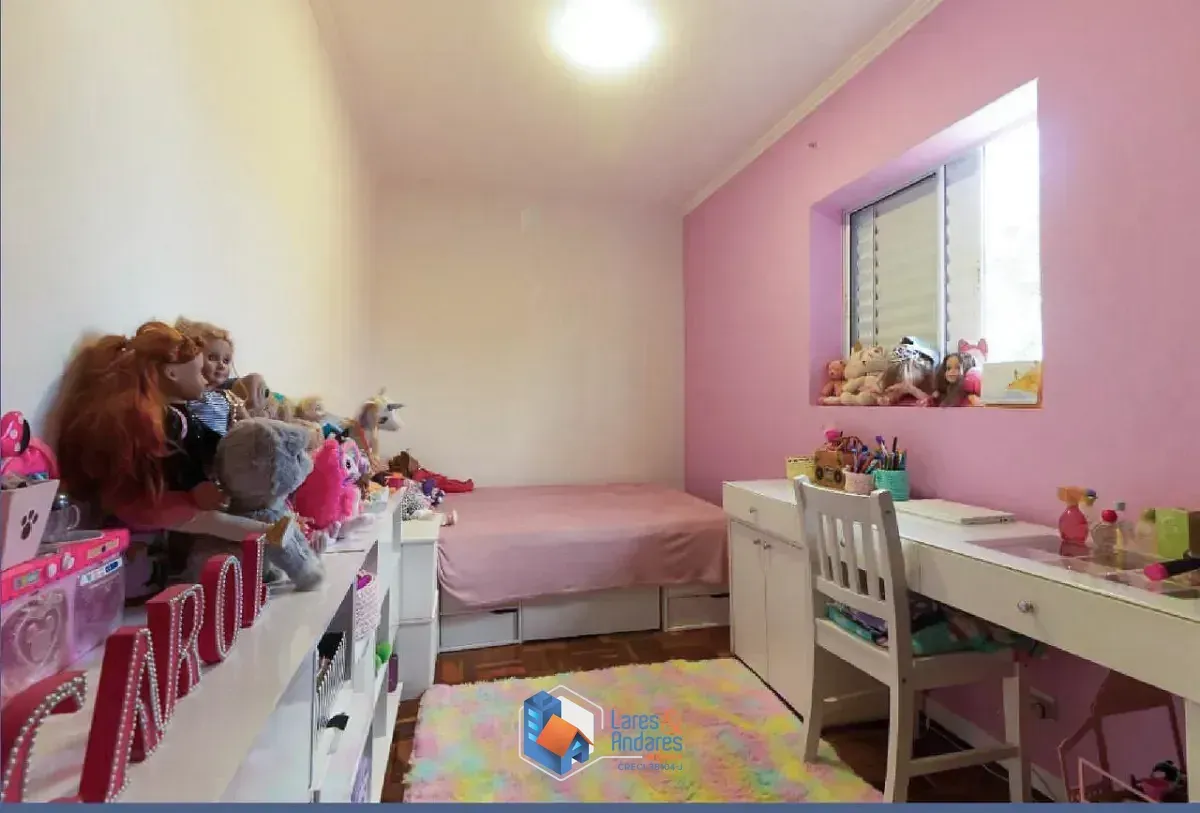 Imagem Casa para venda em Indianópolis com 3 quartos, sendo 1 suíte, 280m²