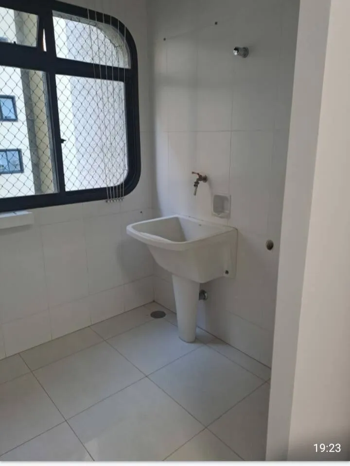 Imagem Apartamento de 130m² Localizado no centro de Alphaville.