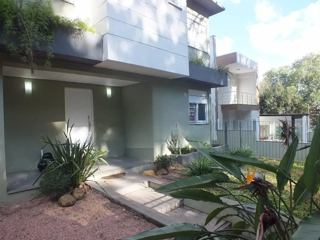 Imagem Casa 367m², 3 dormitórios, 4 vagas no bairro Ipanema