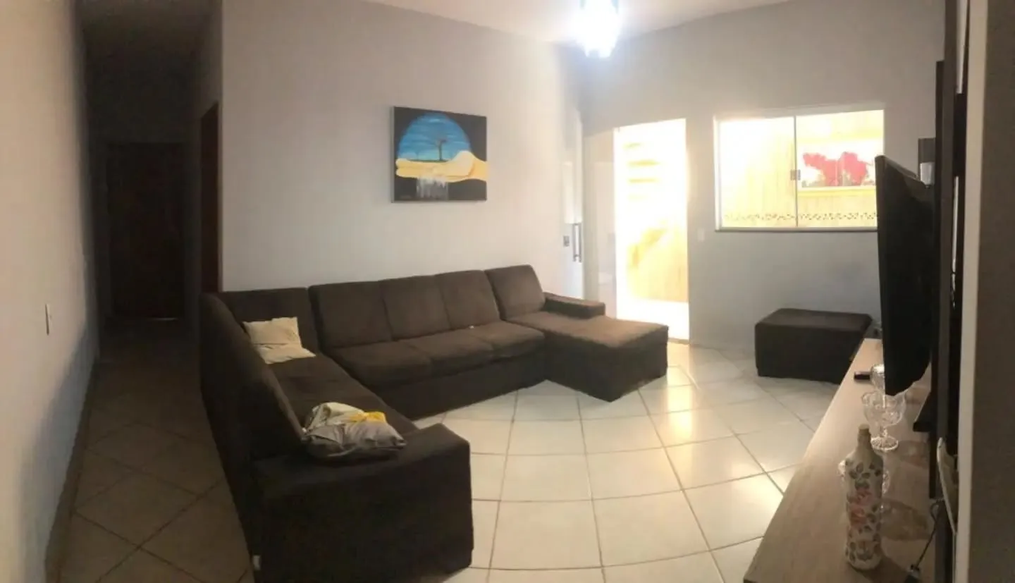 Imagem Casa 4/4 Sendo 1 Suite No Parque Trindade