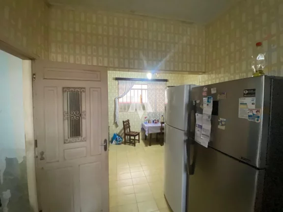 Imagem Casa à venda com 3 dormitórios e edícula no bairro Aparecida de Santos/SP
