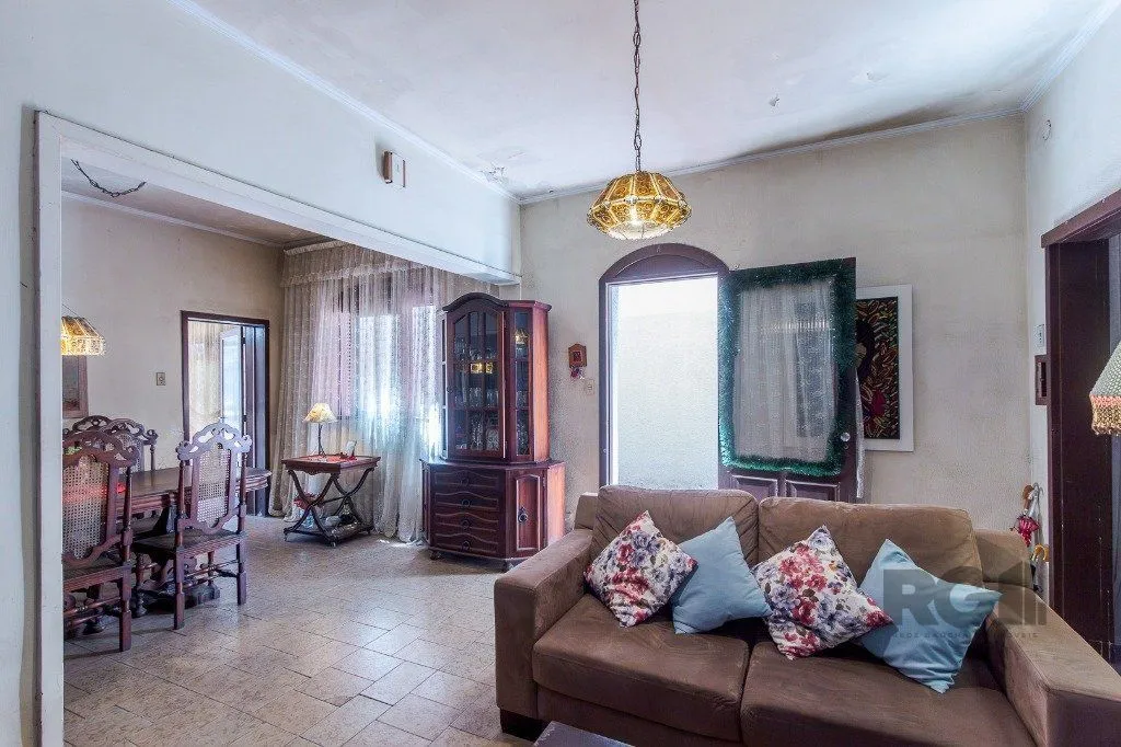 Imagem Casa de 3 dormitórios no bairro Santa Cecília