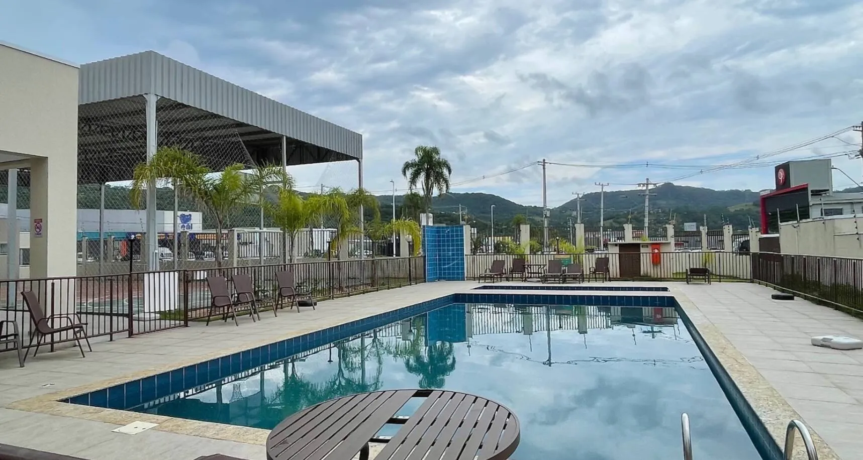 Imagem Apartamento 2 Quartos à Venda no Residencial Violetas - Palhoça/SC