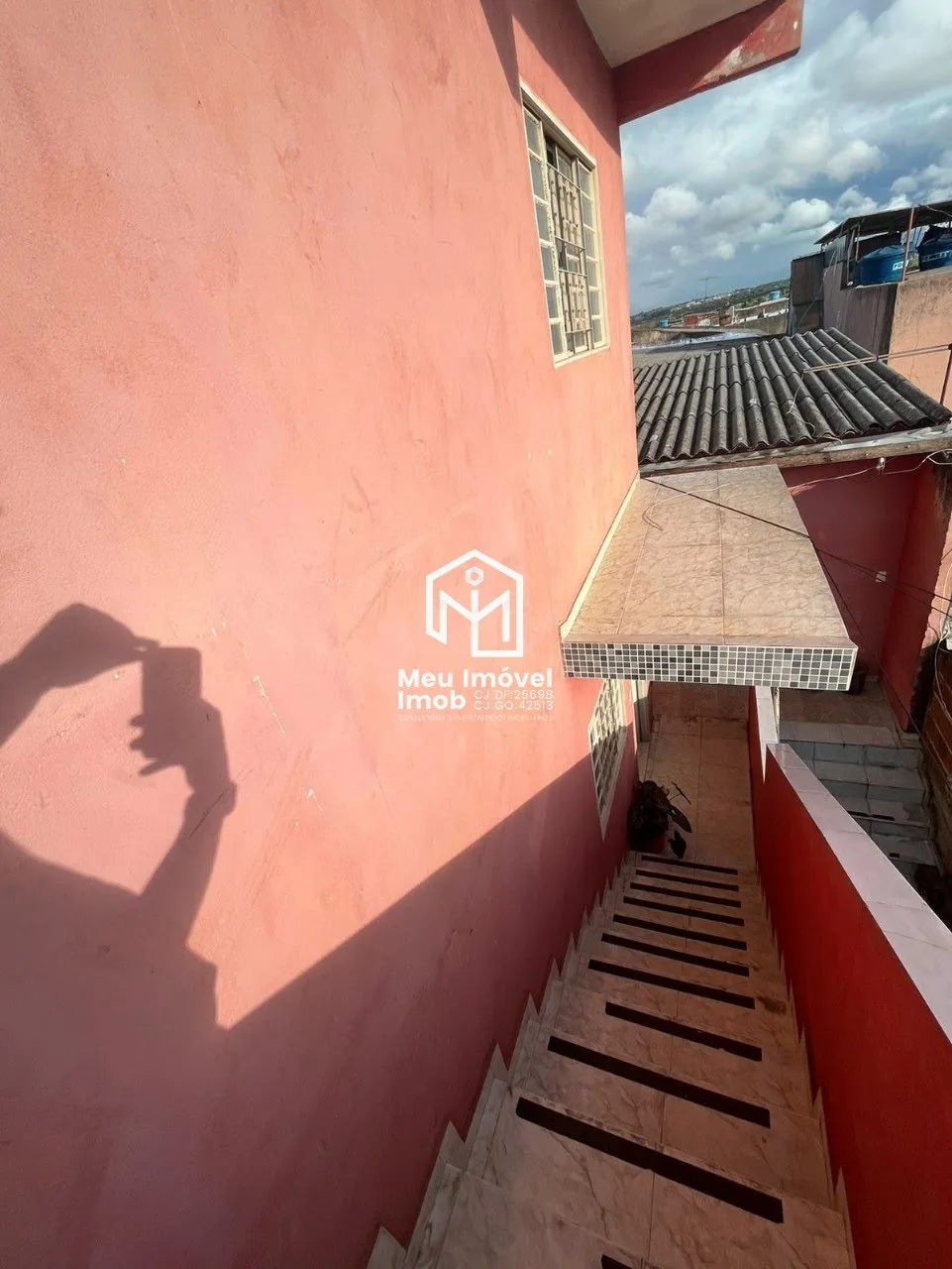Imagem Prédio com 5 Apartamentos 2 com Suíte 4 Vagas Lote 150m²