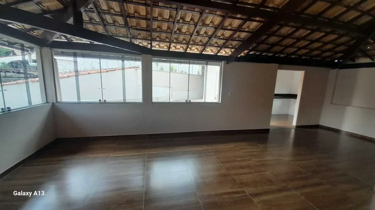 Foto do imóvel OPORTUNIDADE + CASA 3 QUARTOS + SUÍTE + LOCALIZAÇÃO