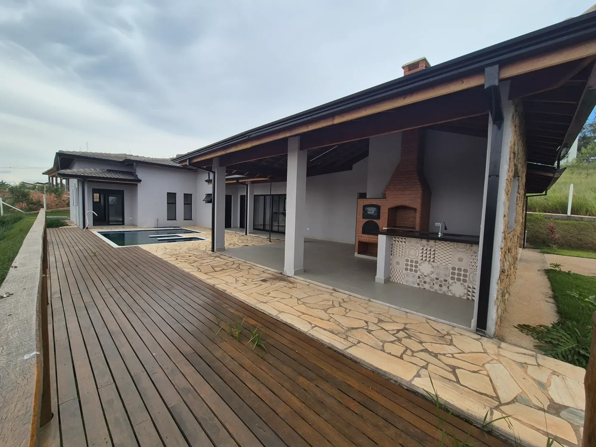 Imagem Chácara com 3 Quartos à Venda, 196,82 m² em Loteamento Residencial Vento Forte - Pinhalzinho