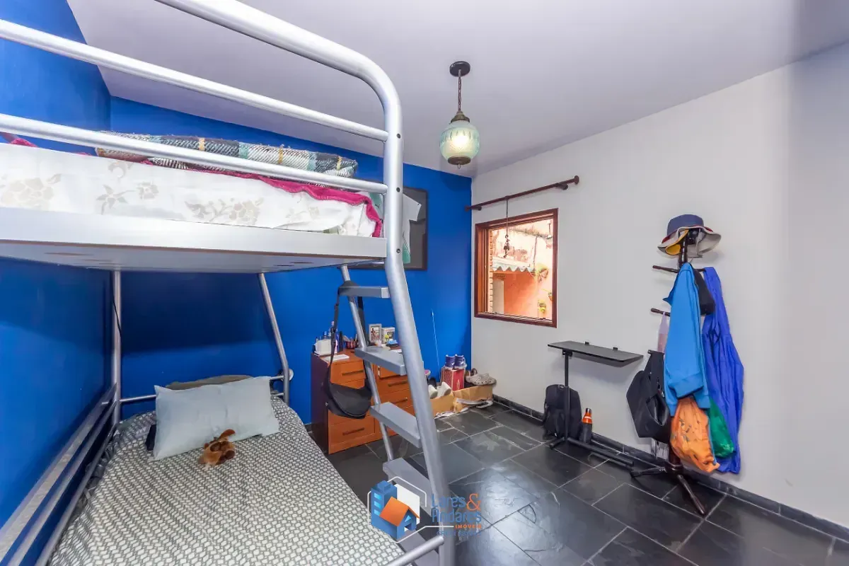 Imagem Casa para venda em City América com 4 quartos, sendo 1 suíte, 248m²
