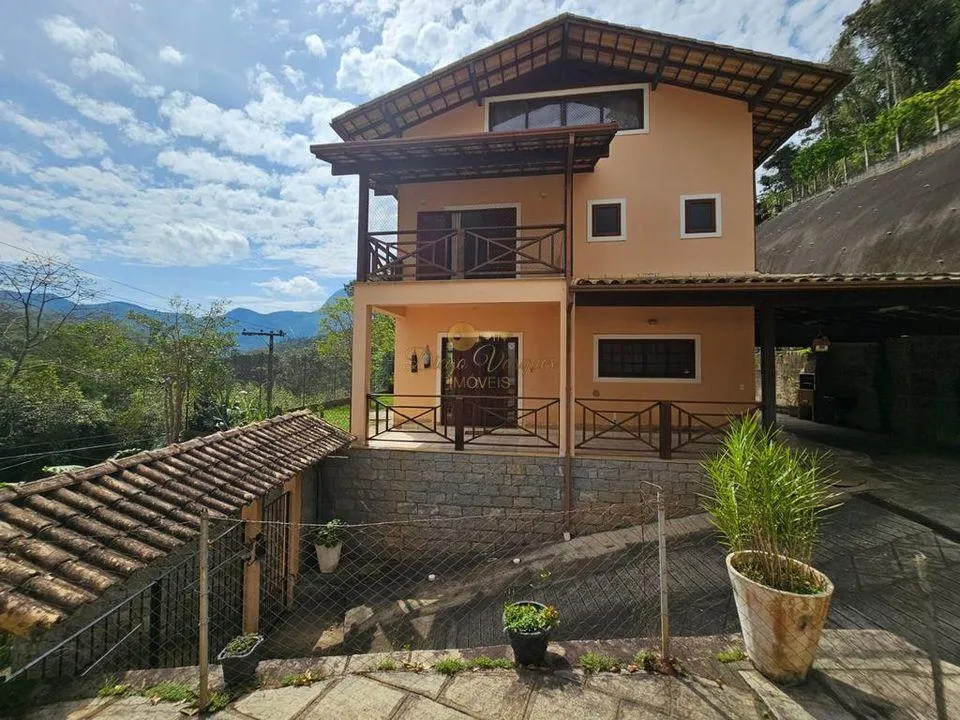 Imagem Casa em Condomínio para Venda em Teresópolis / RJ no bairro Posse