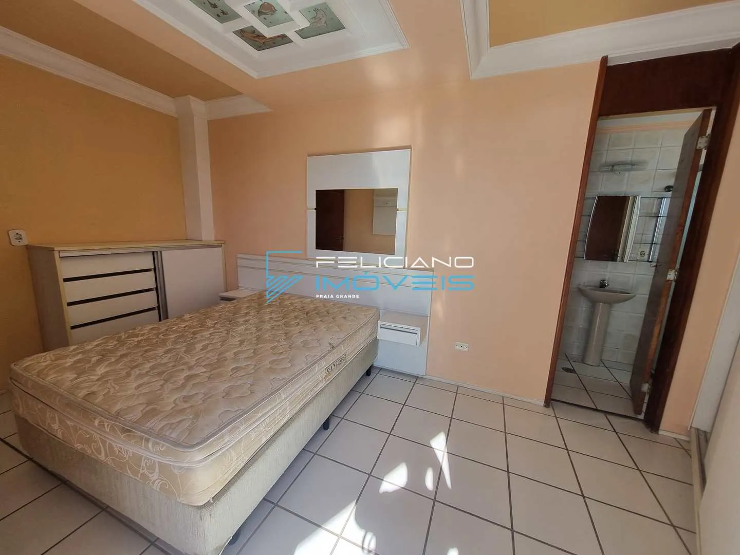 Imagem Apartamento com 2 quartos, Caiçara, Praia Grande - R$ 467 mil, Cod: 5971