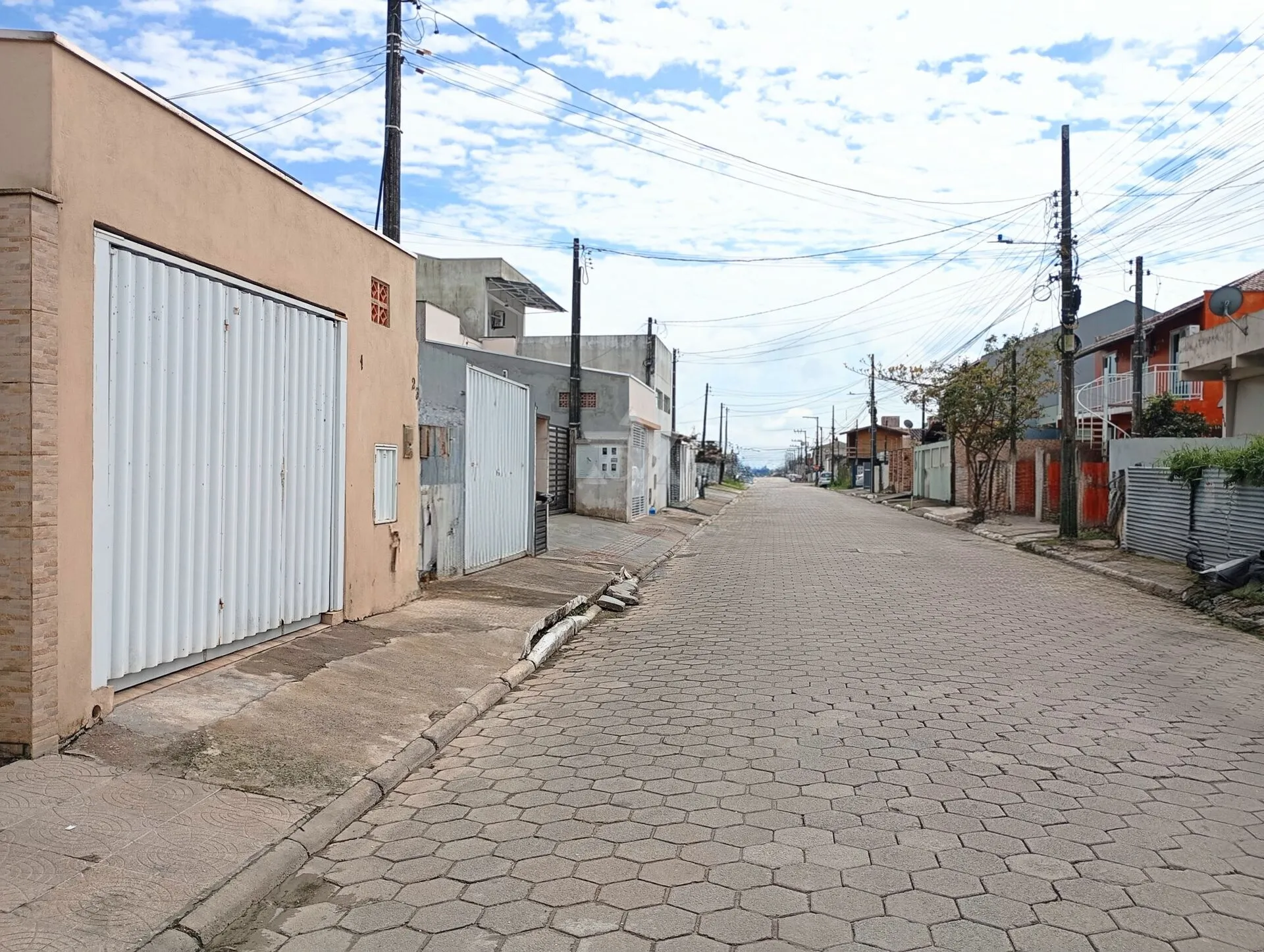 Imagem Casa no Santa Regina: Oportunidade de Sair do Aluguel em Itajaí