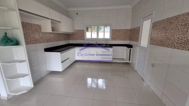 Imagem Excelente casa no Ubatuba Country