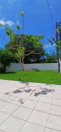 Imagem Sobrado com 4 dormitórios à venda, 180 m² por R$ 480.000,00 - Massaguaçu - Caraguatatuba/SP