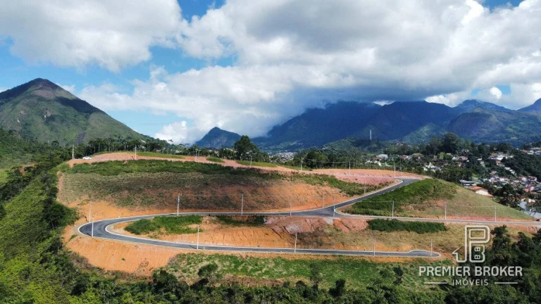 Imagem Terreno à venda, 532 m² por R$ 350.000,00 - Ermitage - Teresópolis/RJ