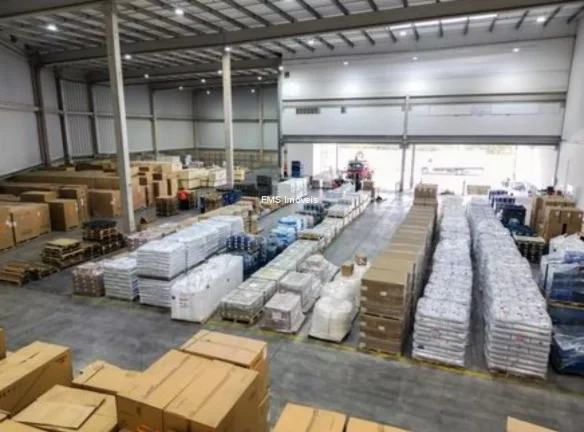Imagem Galpão Comercial para Locação em Guarulhos-SP, Cidade Jardim Cumbica: 1.517,59 m² de Área Disponível!