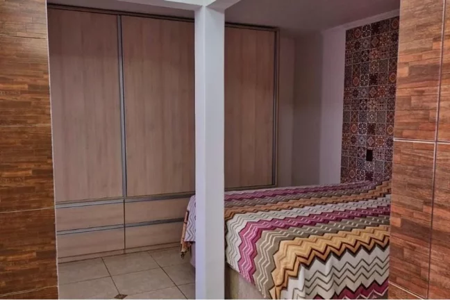 Imagem Casa para venda no bairro Jardim do Salso em Porto Alegre