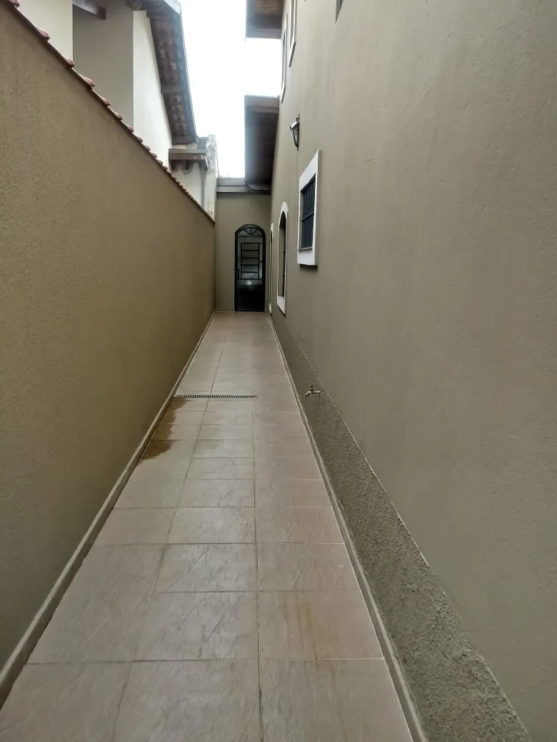 Imagem Casa à venda 4 Quartos, 2 Suites, 2 Vagas, 250M², Loteamento Residencial Andrade, Pindamonhangaba - SP