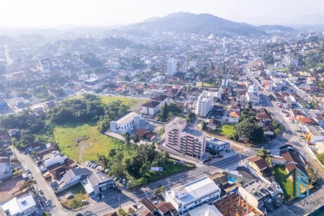 Imagem Terreno Comercial 3.600m2, com benfeitoria em Joinville SC