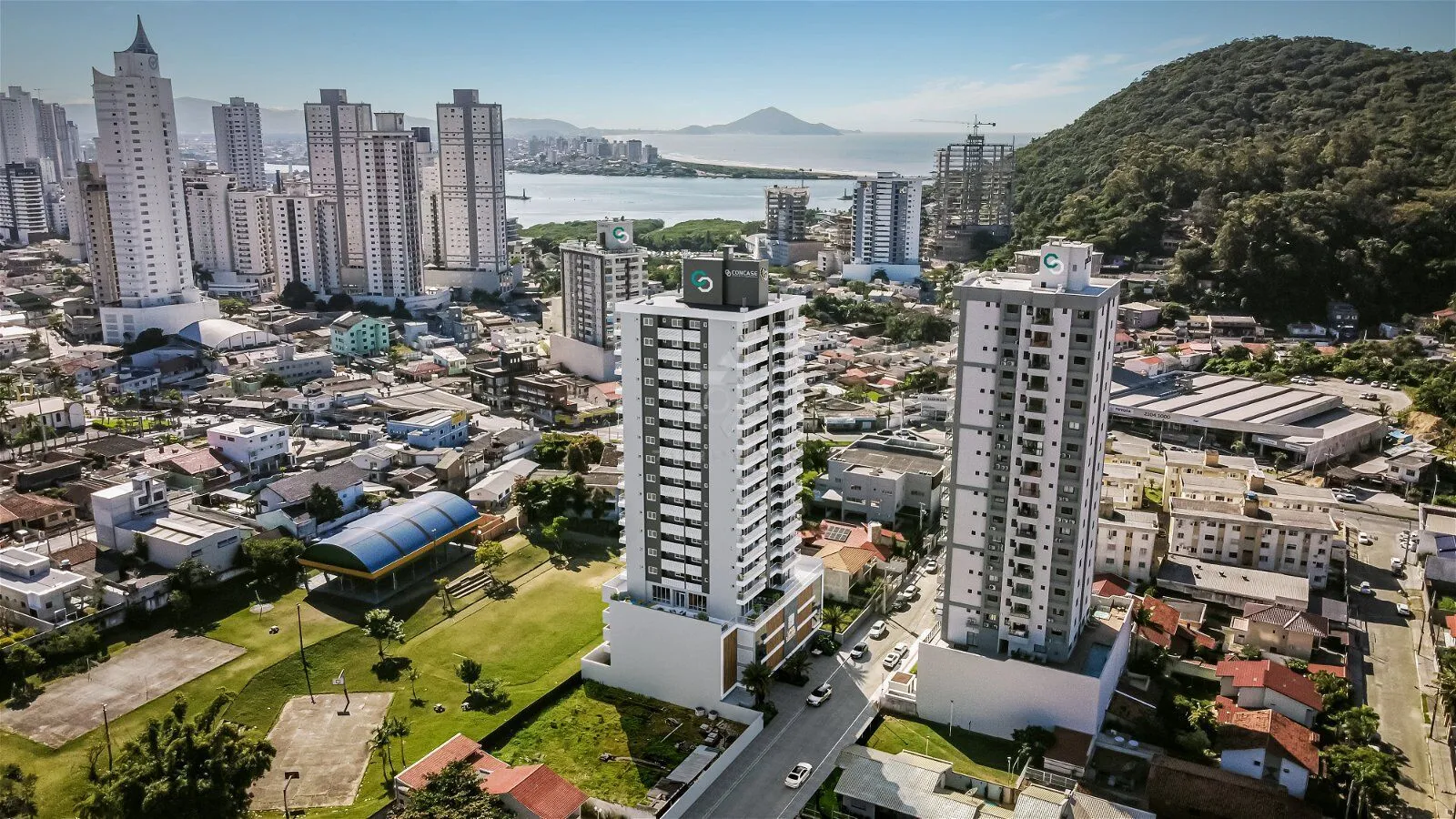 Foto do imóvel Lago Louise Residencial: Conforto e Elegância em Itajaí