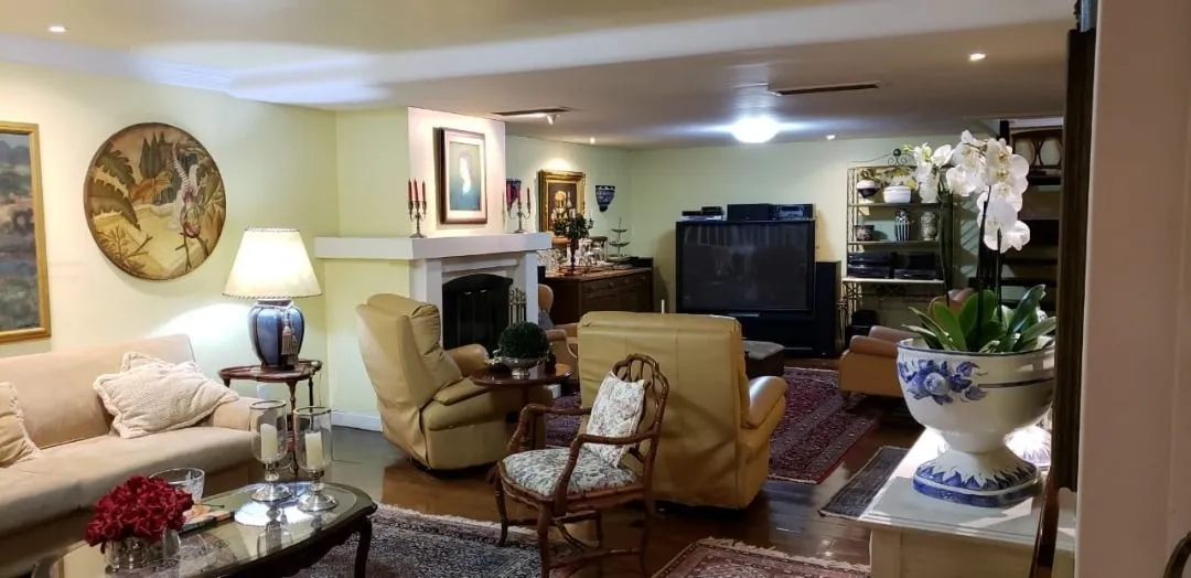 Imagem Casa Condominio para Venda - 451m², 5 dormitórios, sendo 3 suites, 4 vagas - Santa Tereza