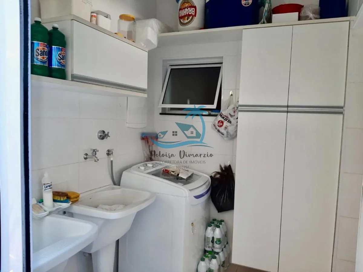Imagem Magnífica casa com 4 suítes a venda nas Toninhas em Ubatuba