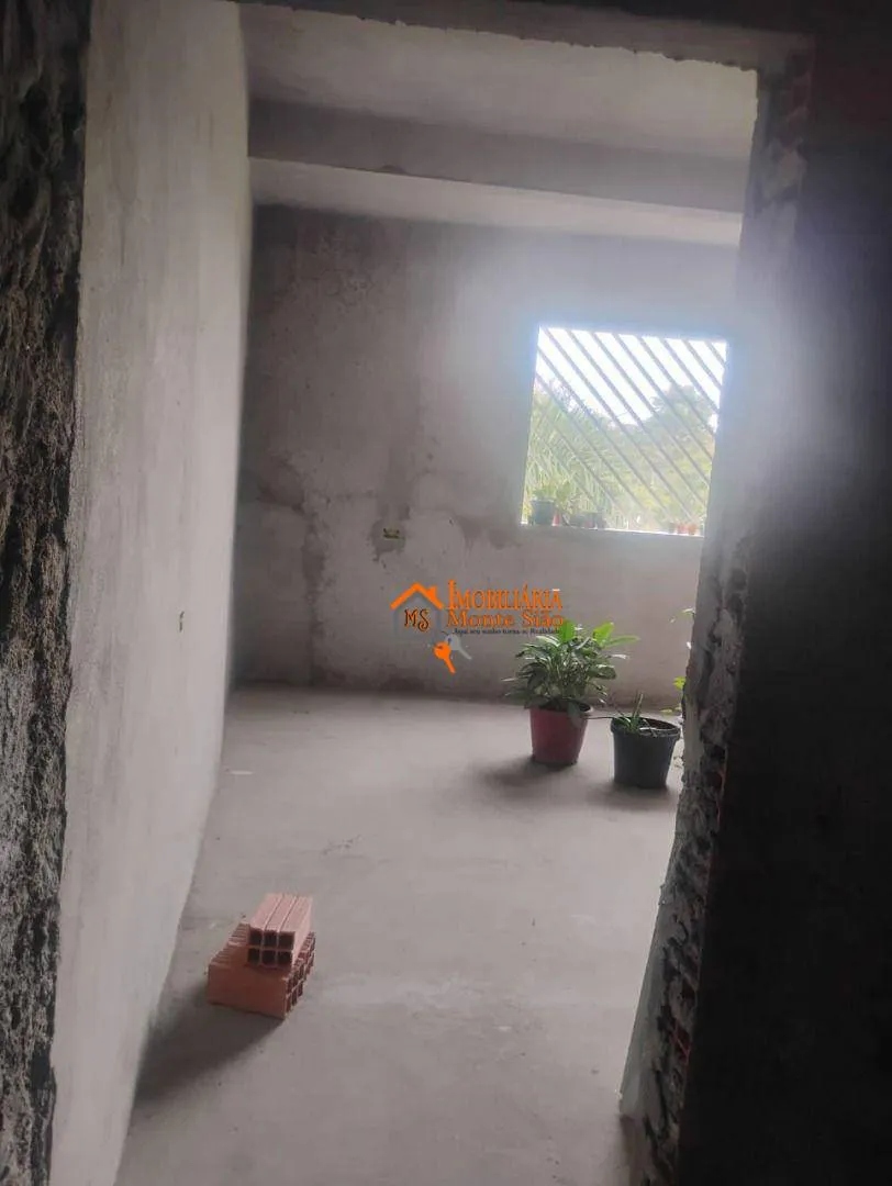 Imagem Sobrado à venda, 98 m² por R$ 243.999,00 - Água Chata - Guarulhos/SP