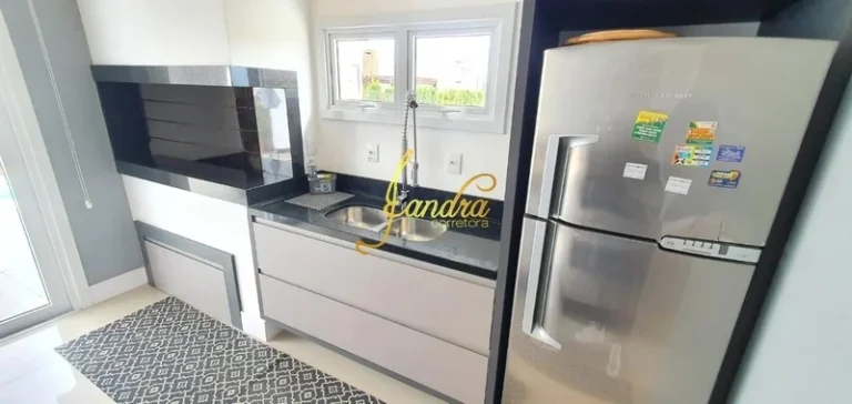 Imagem Casa térrea em condomínio fechado mobiliada e decorada 160m2