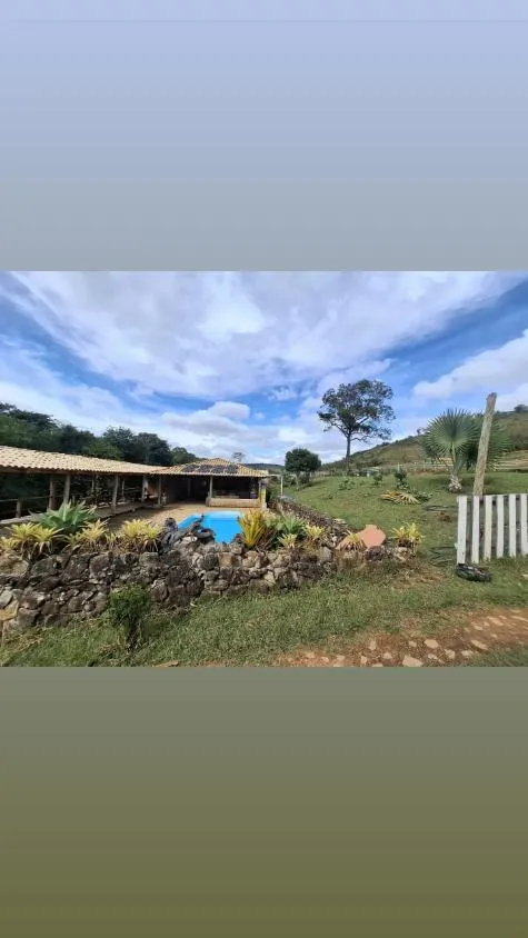 Imagem Vende-se Sítio Completo ? Rancho Terra Tombada - 16 hectares de terra