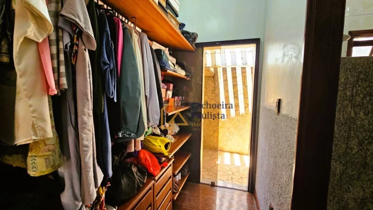Imagem Casa com 3 dormitórios à venda - Chácara Do Moinho - Cachoeira Paulista/SP