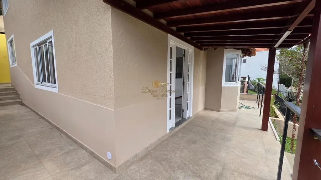 Imagem Casa em Condomínio para Venda em Teresópolis / RJ no bairro Albuquerque