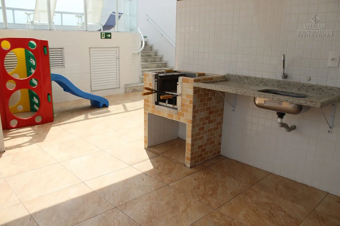 Imagem Apartamento - 2 Dorms, Suíte, Sacada Envidraçada e Vista Mar - 50m da Praia