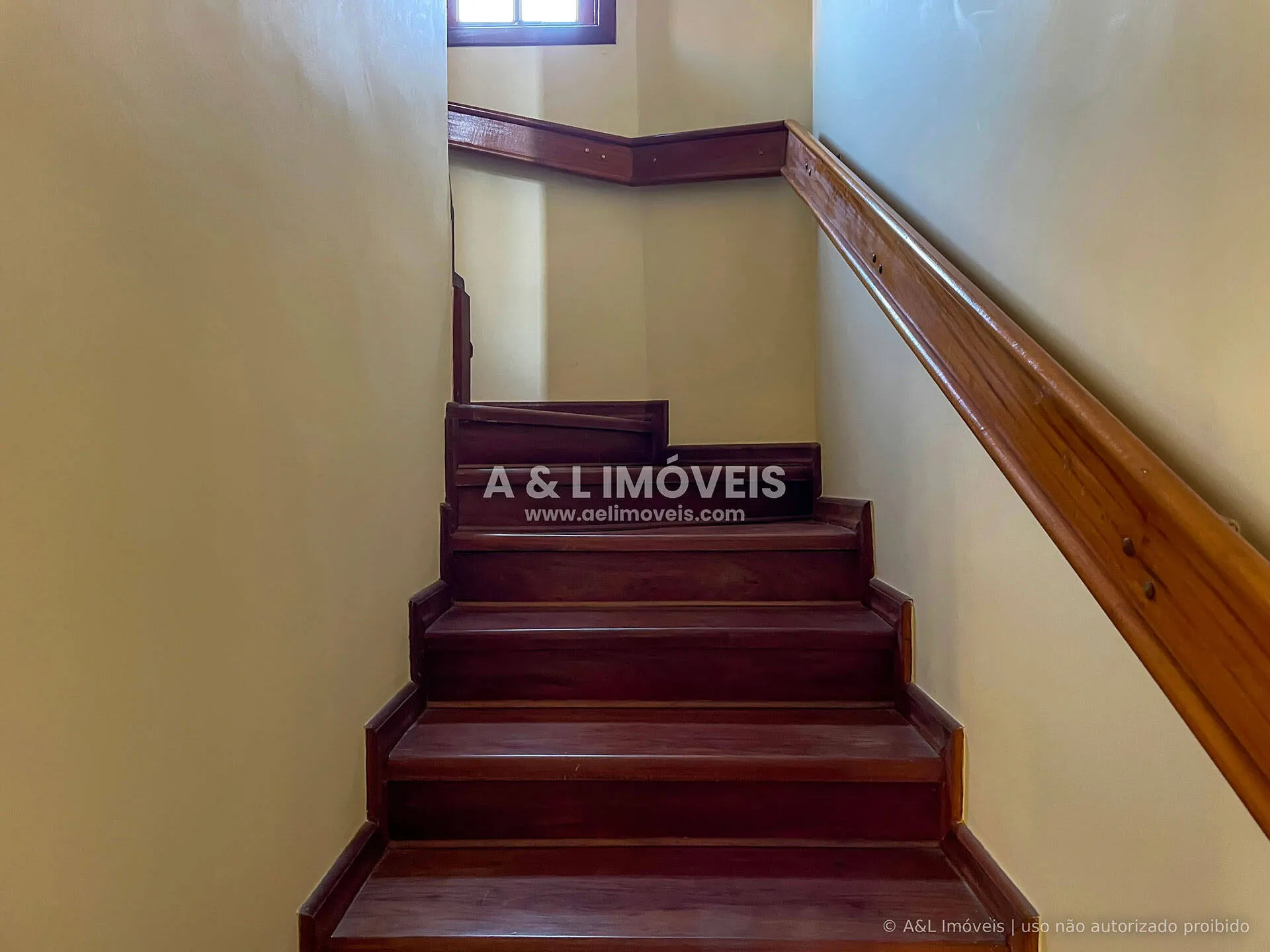 Imagem Casa 5 Dorms (4 Suítes) | Vila Inglesa, Campos do Jordão | Calefação