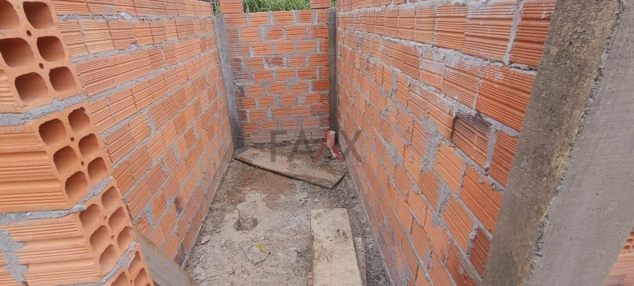 Imagem Casa à Venda em Construção no Bairro Santana com Terreno de 135m