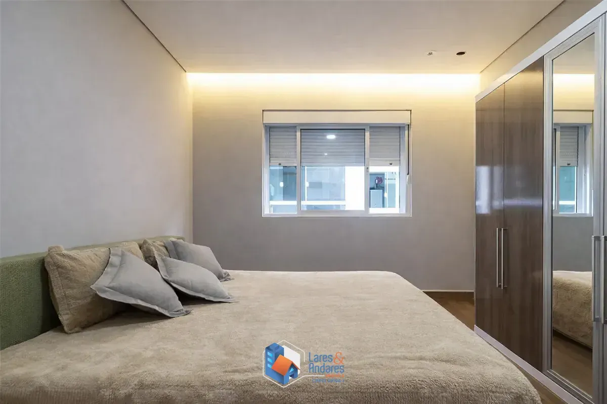 Imagem Sobrado para venda em Vila Madalena com 4 quartos, sendo 2 suítes, 299m²