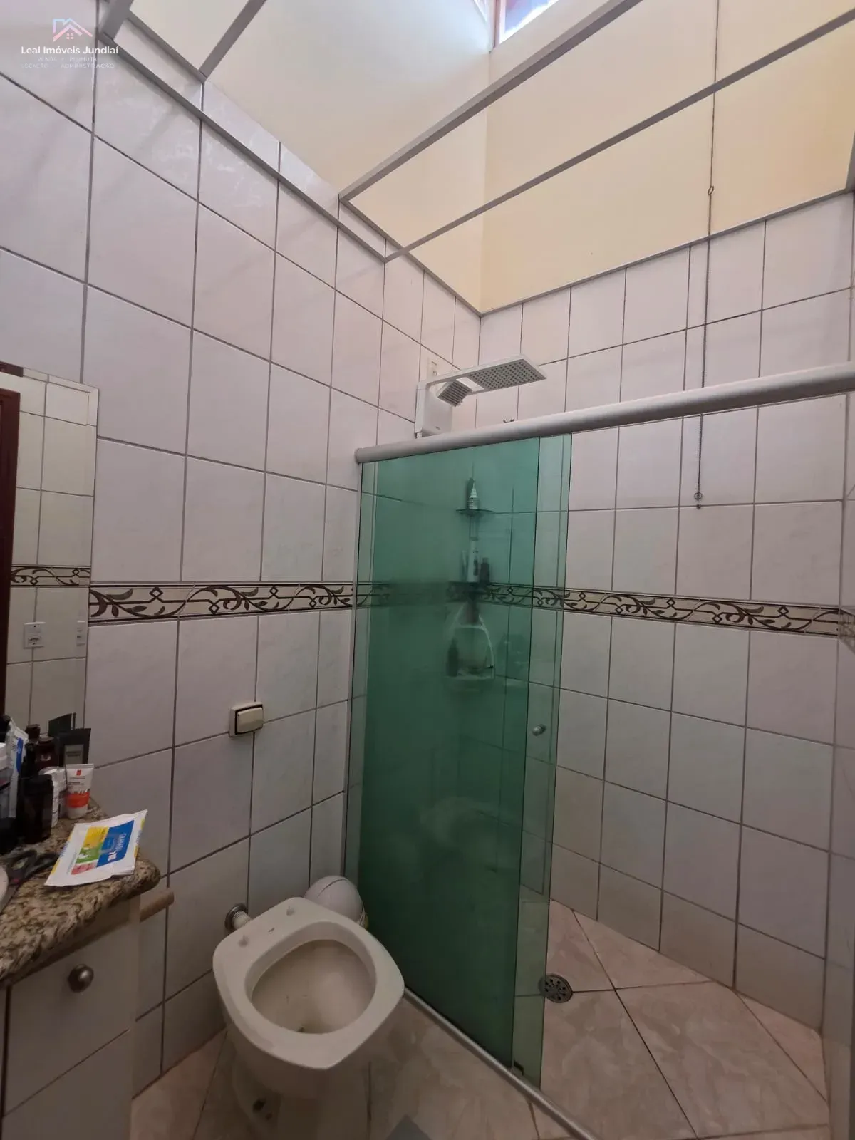 Imagem Casa à venda - Área útil 150 m2 com 2 dormitórios sendo 1 súíte - 2 vagas - Excelente Oportunidade d