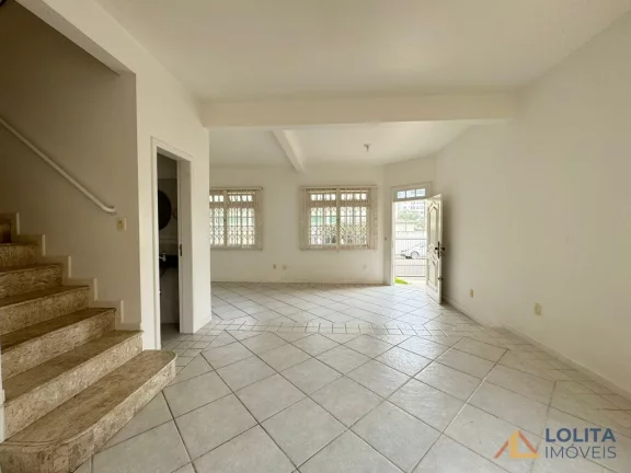 Imagem Casa à venda no Balneário do Estreito Florianópolis/SC